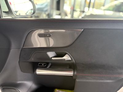 Mercedes GLA GLA 200 D 4MATIC AMG  AMG 