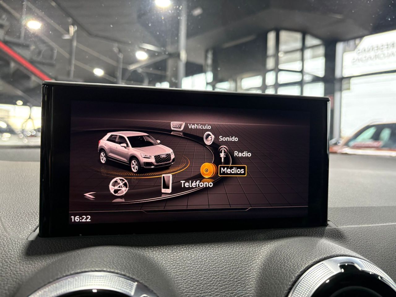 Audi Q2 S- LINE 35 TDI S tronic  - Foto 2