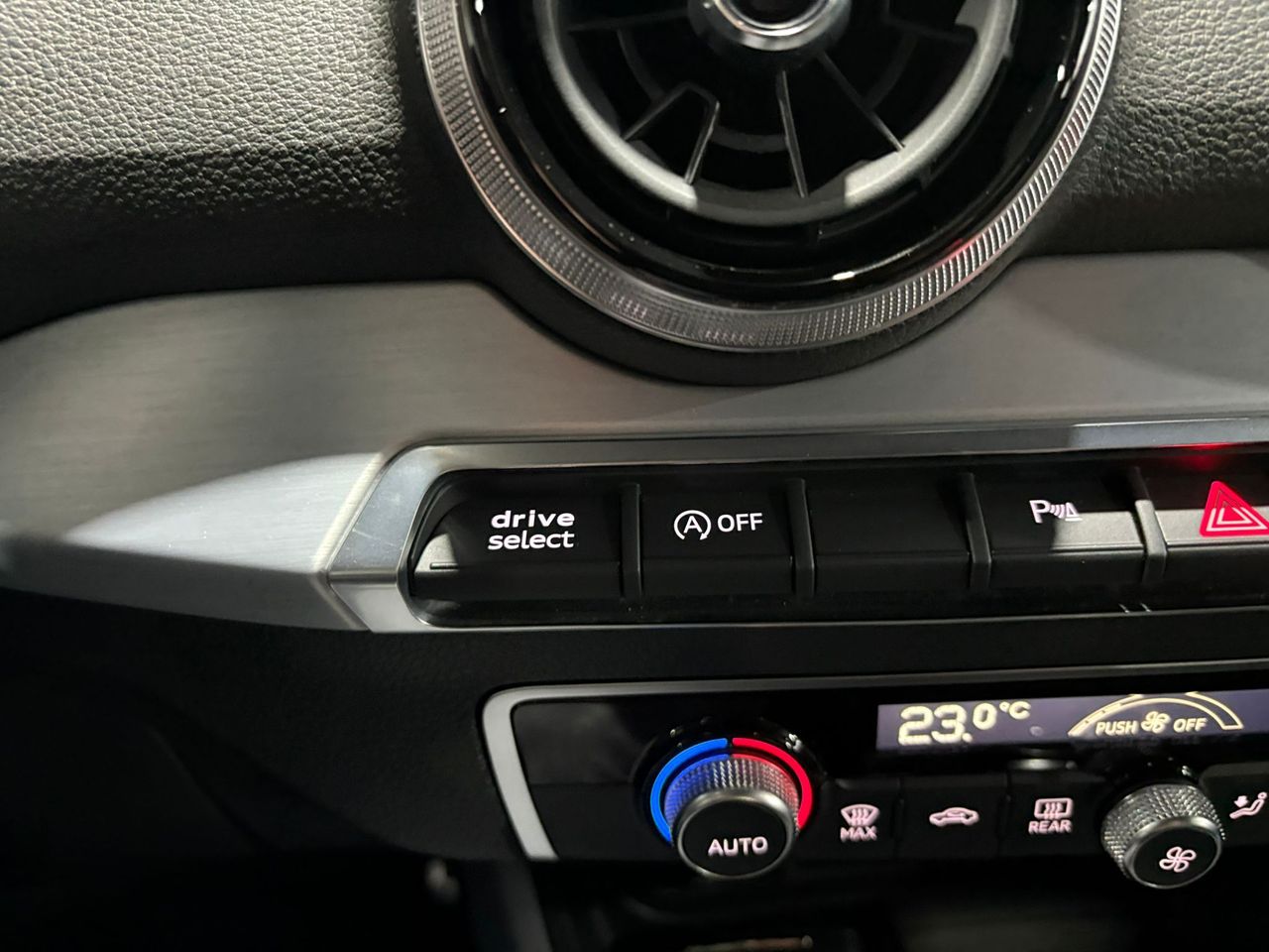 Audi Q2 S- LINE 35 TDI S tronic  - Foto 2