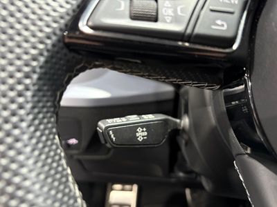 Audi Q2 S-LINE 35 TDI S tronic 