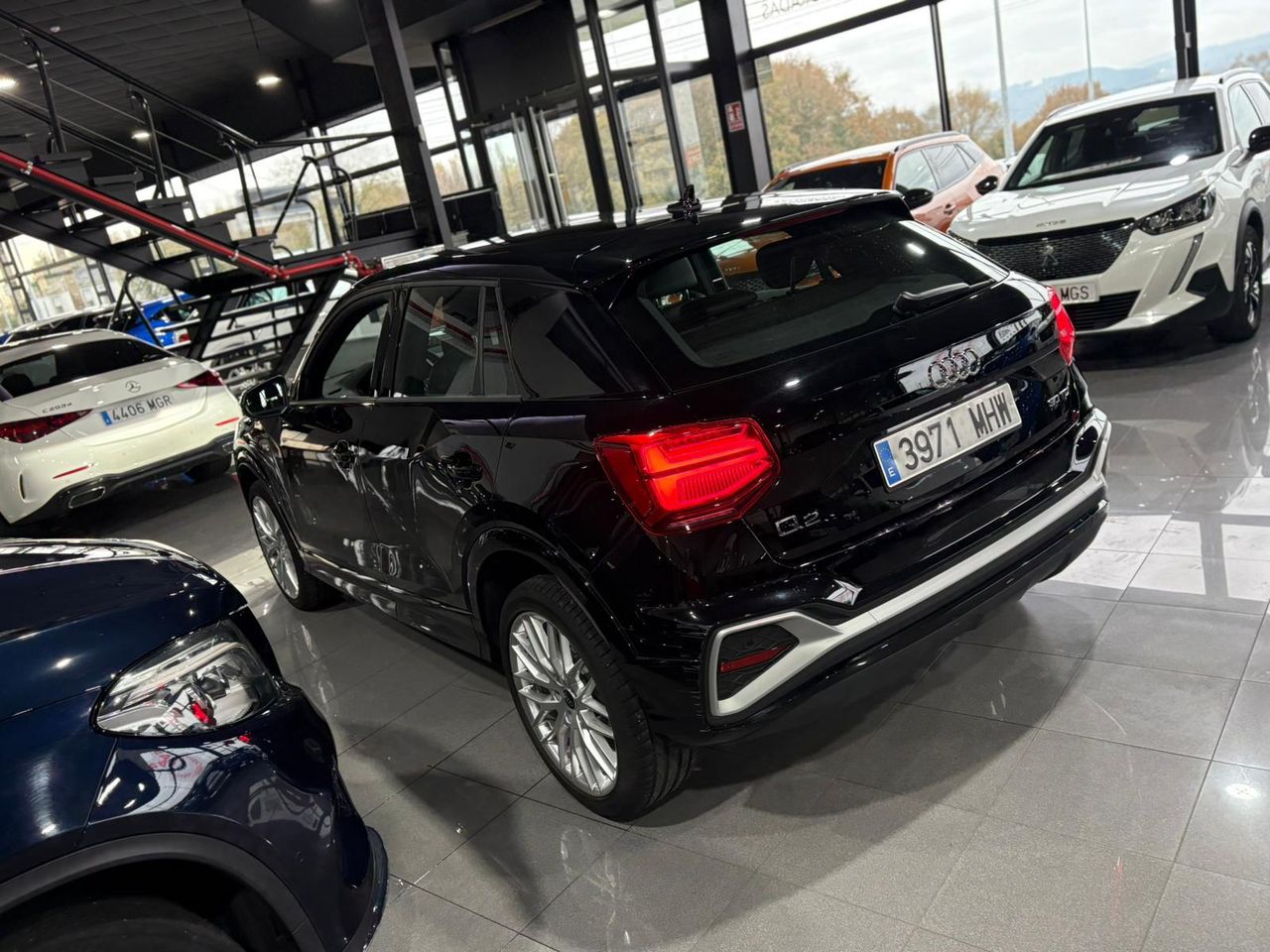 Audi Q2 S-LINE 35 TDI S tronic  - Foto 2
