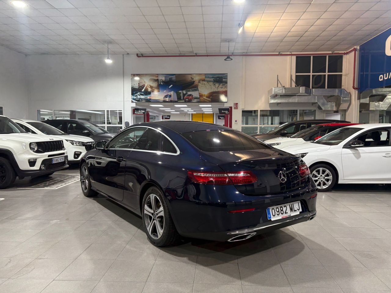 Mercedes Clase E coupe 220 dci avantgarde - Foto 2