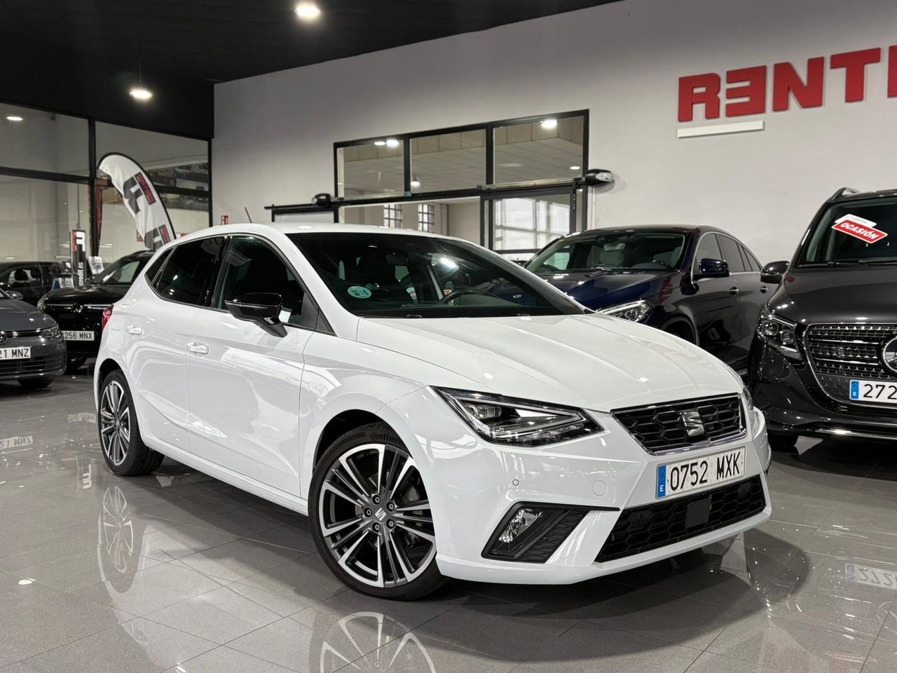 Seat Ibiza 1.5 TSI DSG FR Salta  - Foto 2