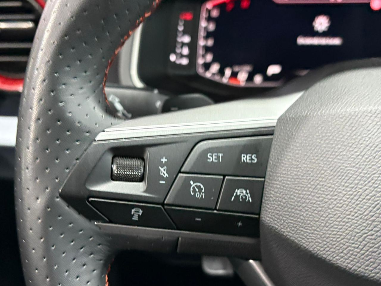 Seat Ibiza 1.5 TSI DSG FR Salta  - Foto 2