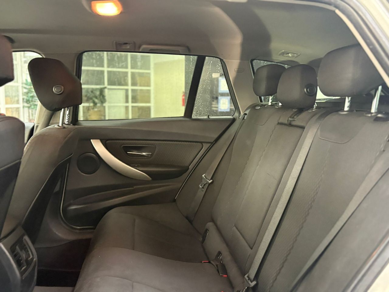 BMW Serie 3 318d TOURING  - Foto 2