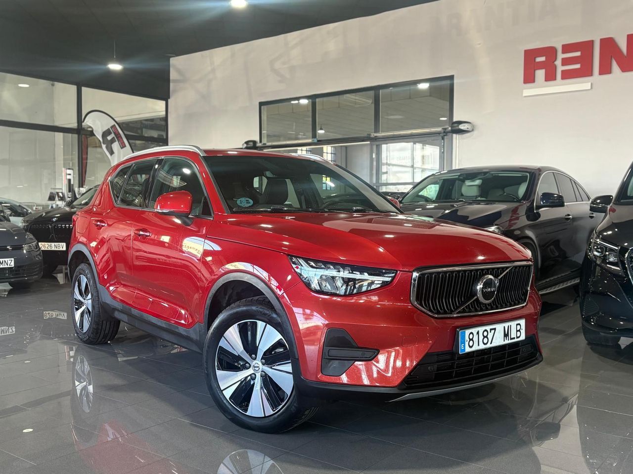 Volvo XC40 1.5 T2 Core Auto ROJO FUSION - Foto 2