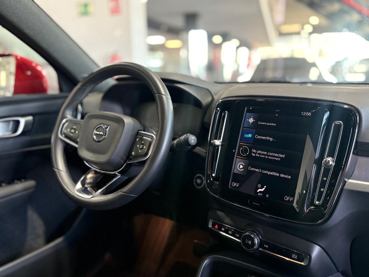 Volvo XC40 1.5 T2 Core Auto ROJO FUSION - Foto 2