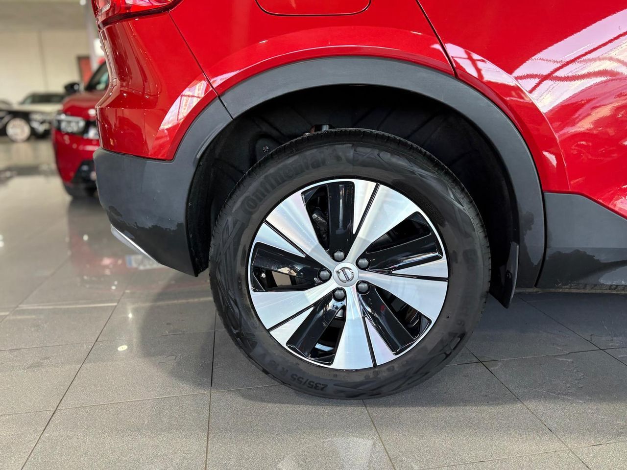 Volvo XC40 1.5 T2 Core Auto ROJO FUSION - Foto 2