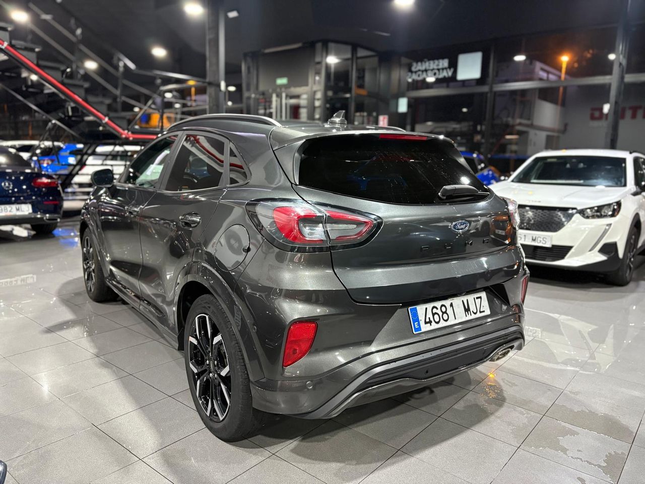 Ford Puma 1.0 EcoBoost STLine X MHEV Auto GRIS MAGNETIC - Foto 2