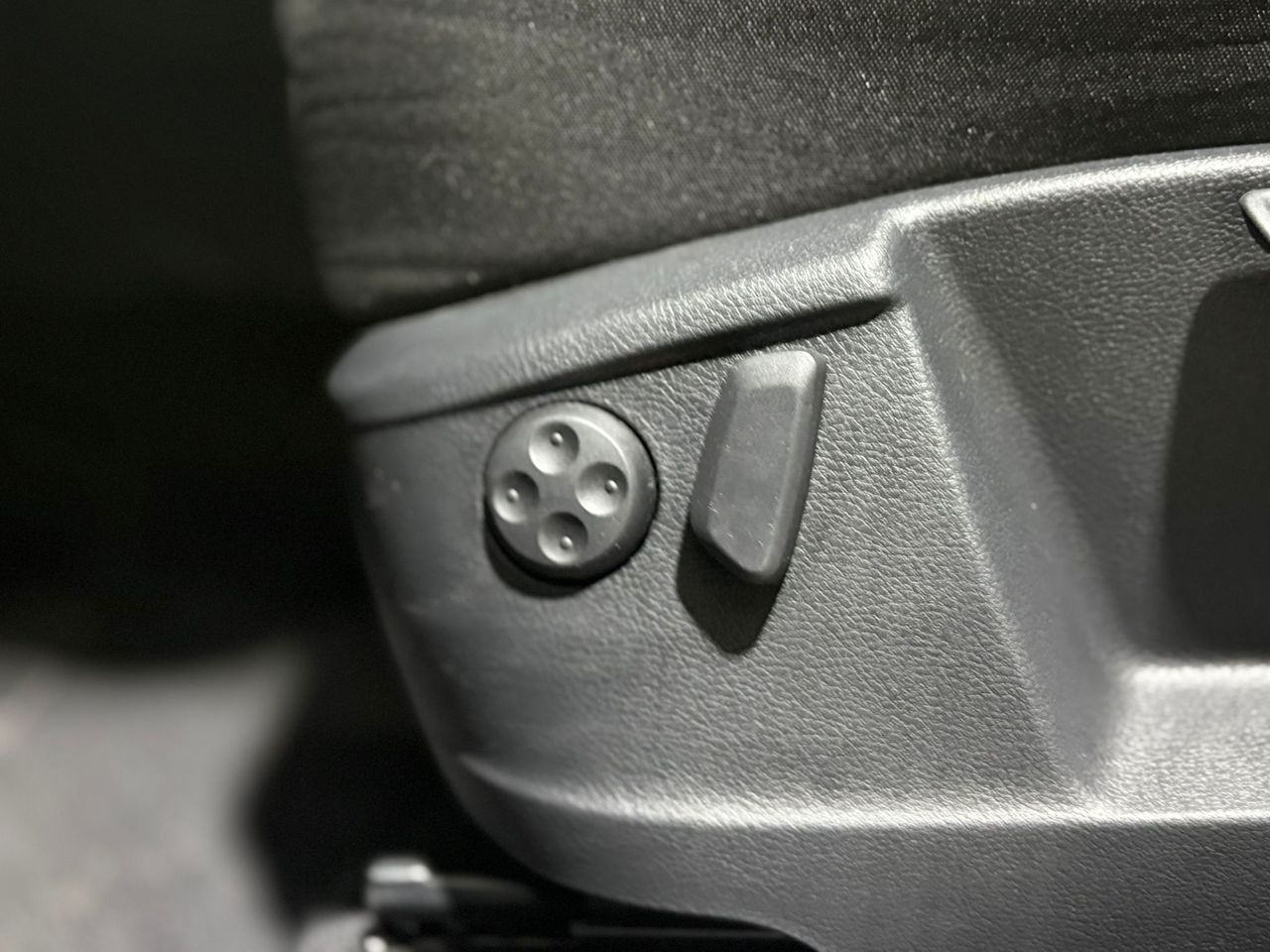 Seat Alhambra EXLGO	1.4 TSI 110KW DSG S/S EXCELLEN GO PUERTAS ELECTRICAS - Foto 2