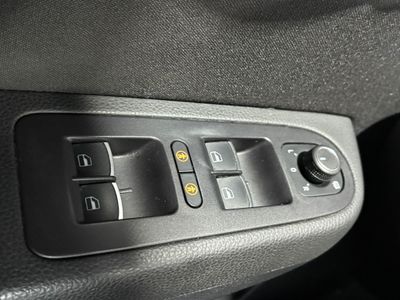 Seat Alhambra EXLGO	1.4 TSI 110KW DSG S/S EXCELLEN GO PUERTAS ELECTRICAS