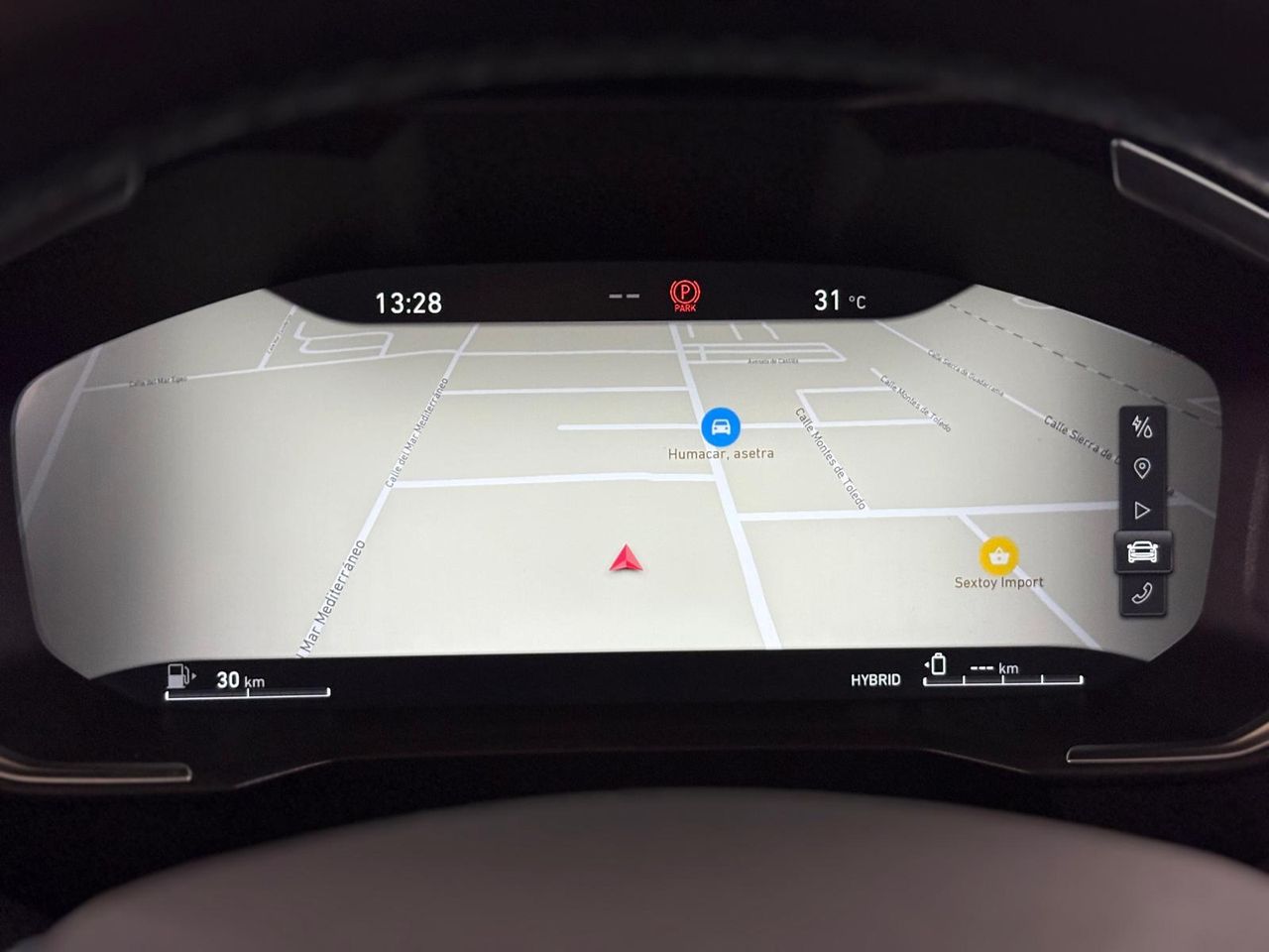 Lynk & Co 01 BASE	1.5 PHEV PINTURA METALIZADA NEGRA	TAPICERÍA NEGRA Y AZUL - Foto 2