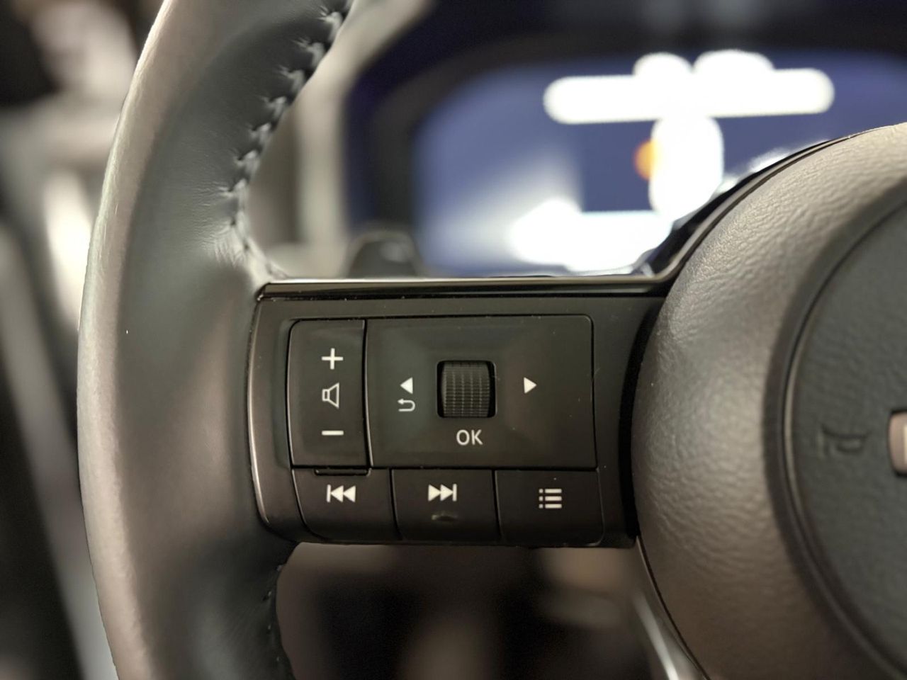 Nissan Qashqai DIG-T 116KW CVT N-CONNECTA  - Foto 2