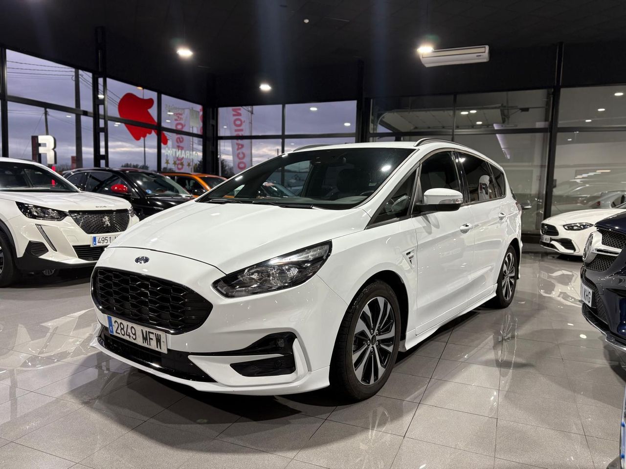 Ford S Max  2.5 Duratec Atk. FHEV STLine 7 7 PLAZAS - Foto 2