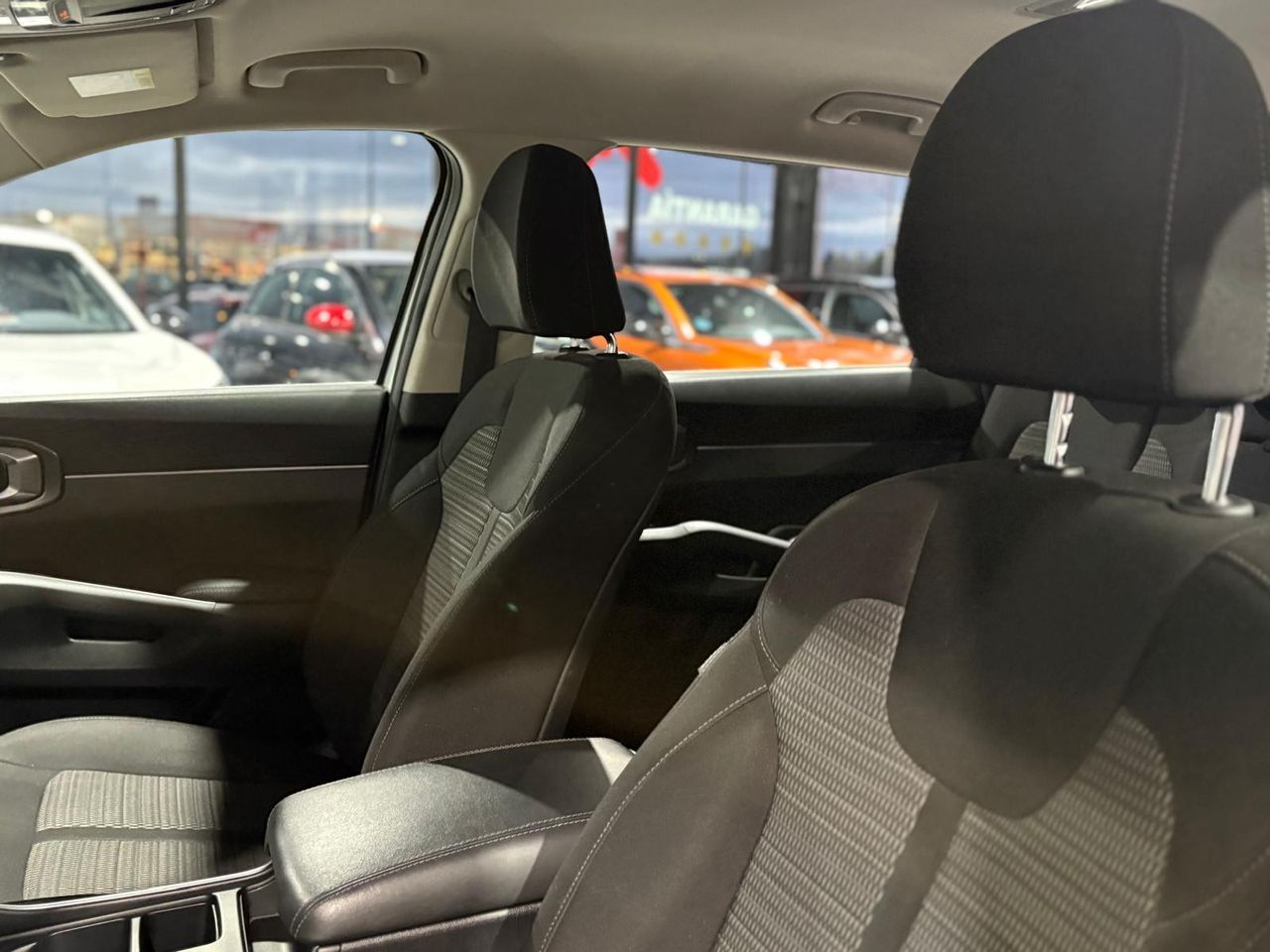 Kia Sorento  1.6 TGDi HEV Drive 4x2 7pl HIBRIDO - Foto 2