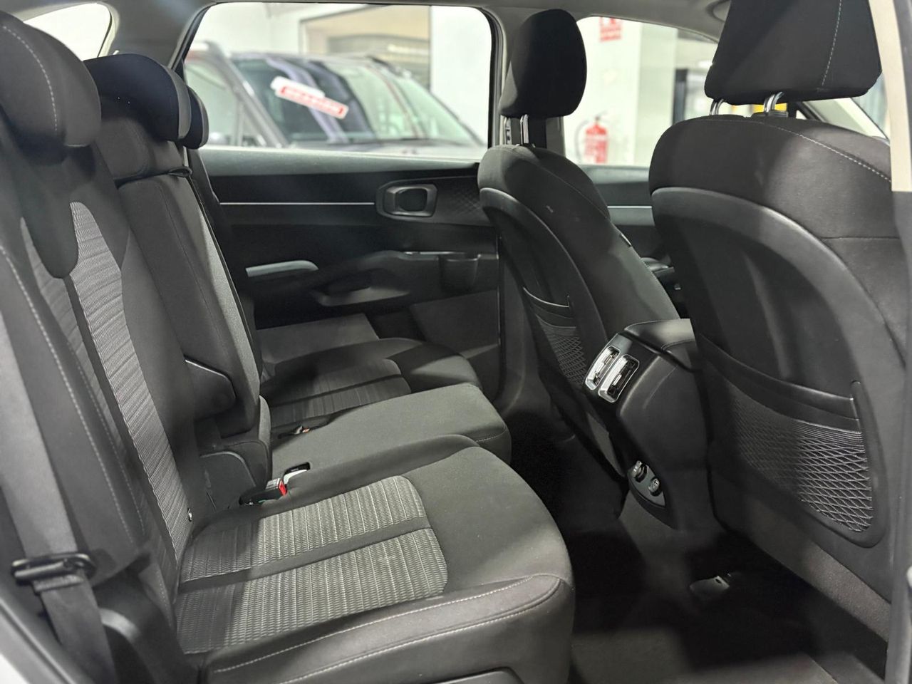 Kia Sorento  1.6 TGDi HEV Drive 4x2 7pl HIBRIDO - Foto 2