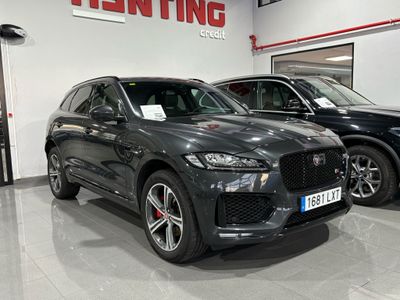 Jaguar F-Pace Jaguar F-Pace 3.0 D S 4WD Aut. 300Hp ... Pano LED-Xenon Navi Sport-Leather Camera KeylessGo Klima PDC 