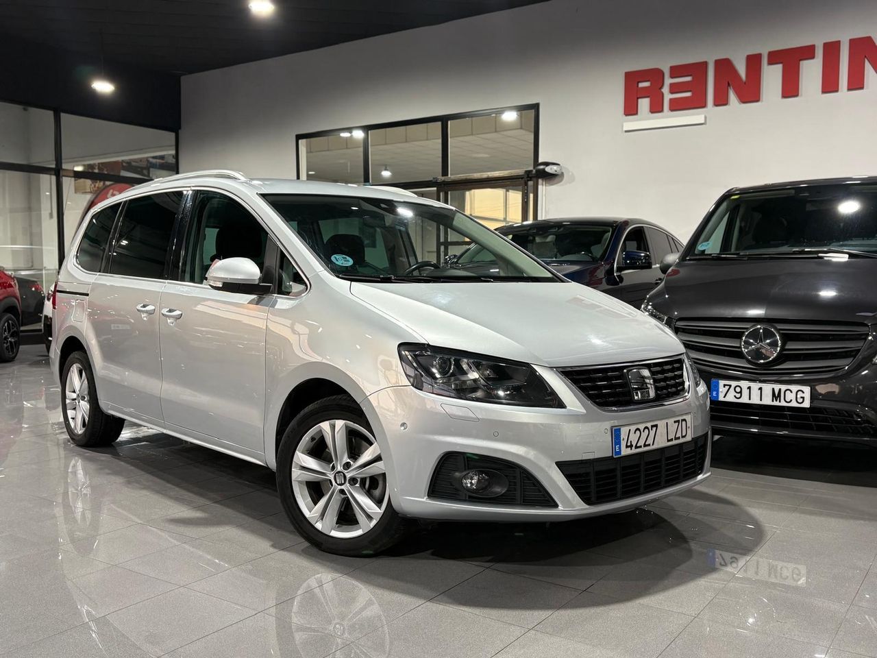 Seat Alhambra EXLGO	1.4 TSI 110KW DSG S/S EXCELLEN GO PUERTAS ELECTRICAS - Foto 2