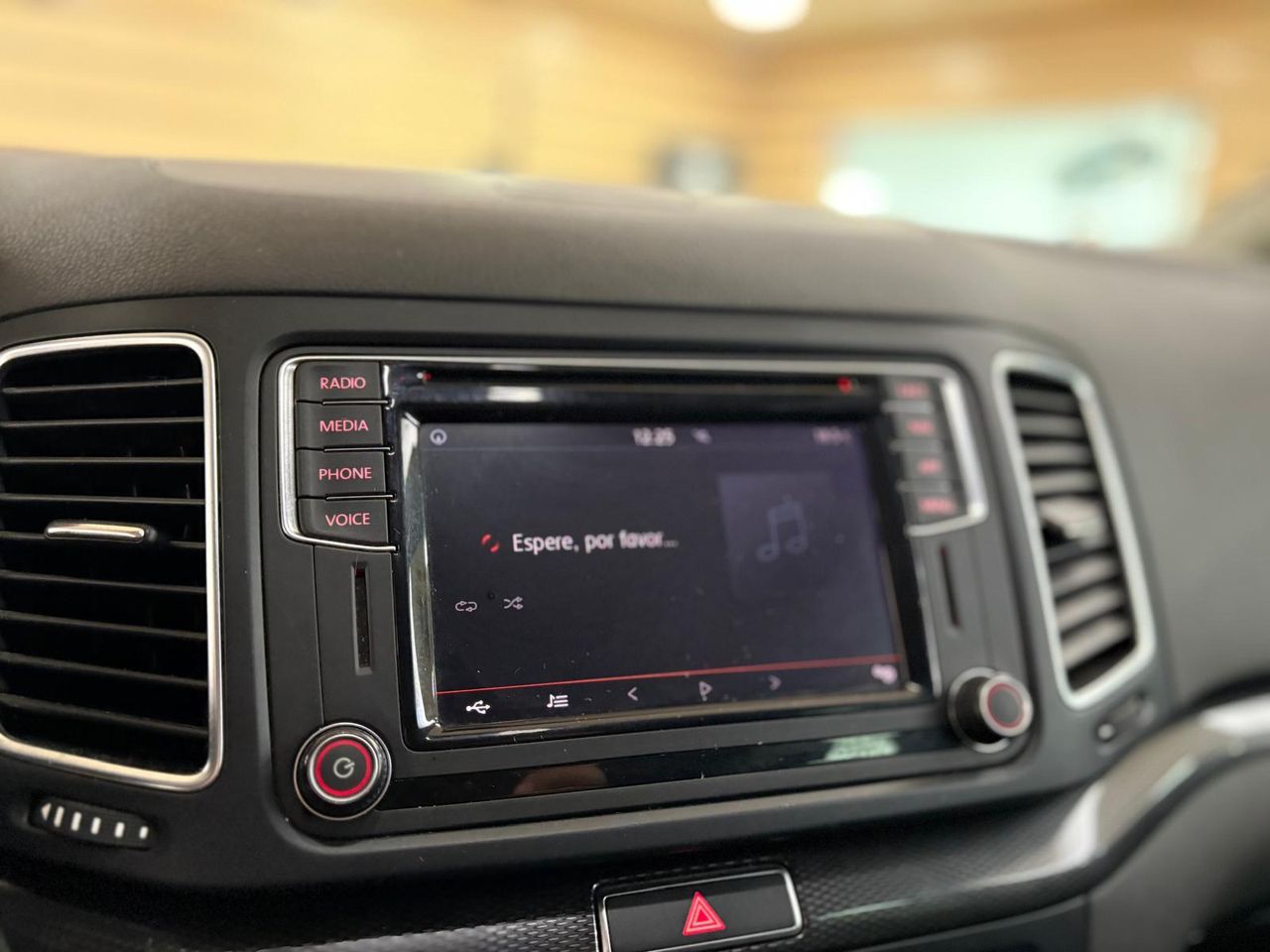 Seat Alhambra EXLGO	1.4 TSI 110KW DSG S/S EXCELLEN GO PUERTAS ELECTRICAS - Foto 2