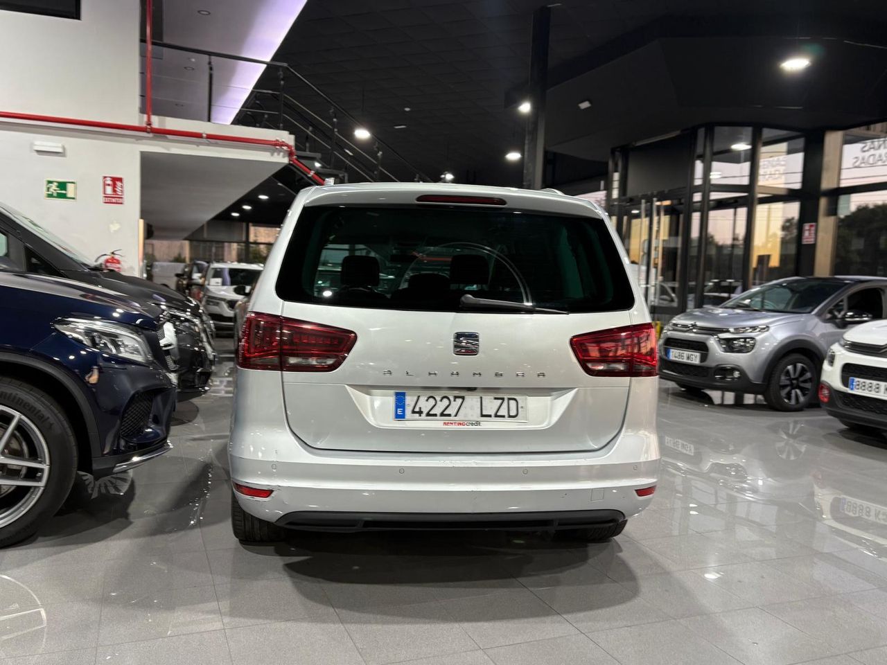 Seat Alhambra EXLGO	1.4 TSI 110KW DSG S/S EXCELLEN GO PUERTAS ELECTRICAS - Foto 2