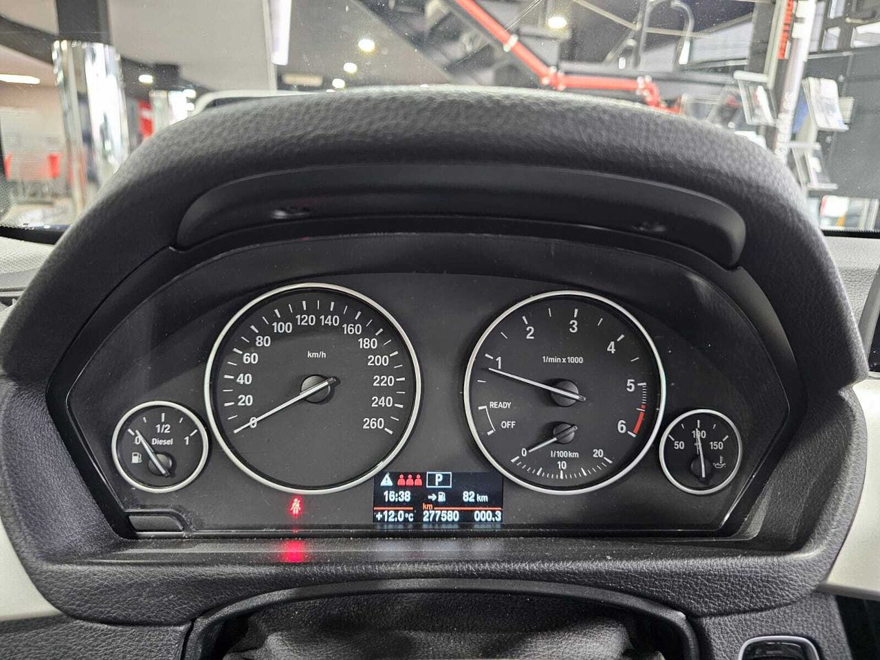 BMW Serie 3 TOURING 318D  - Foto 2