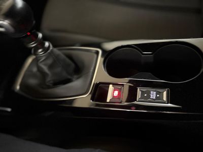 Peugeot 2008 Allure Puretech 100 S&S 6 Vel. 