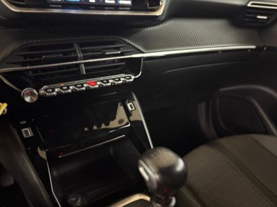 Peugeot 2008 Allure Puretech 100 S&S 6 Vel. 