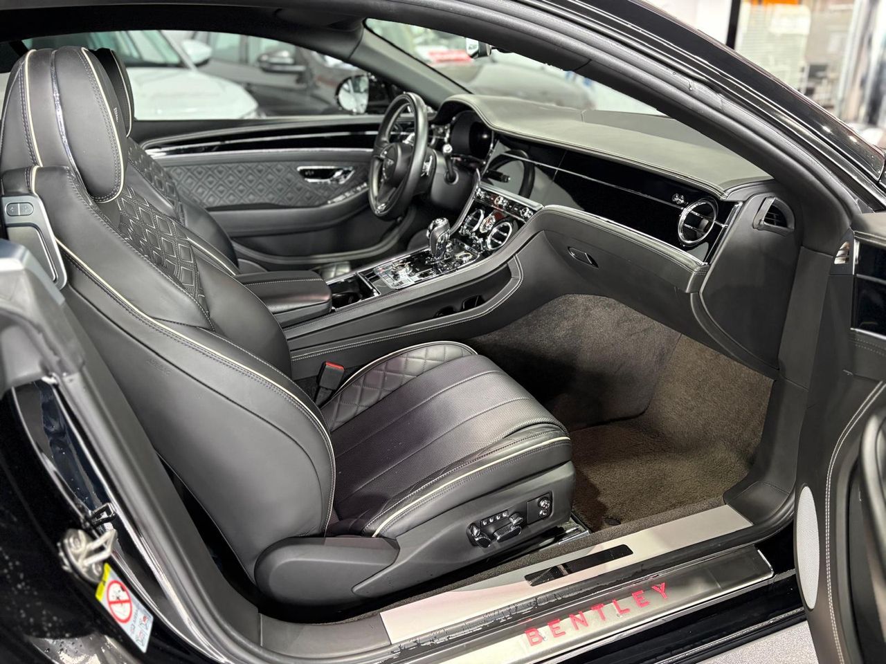 Bentley Continental GT W12 · Mulliner · First Edition · Blackline* *  - Foto 2