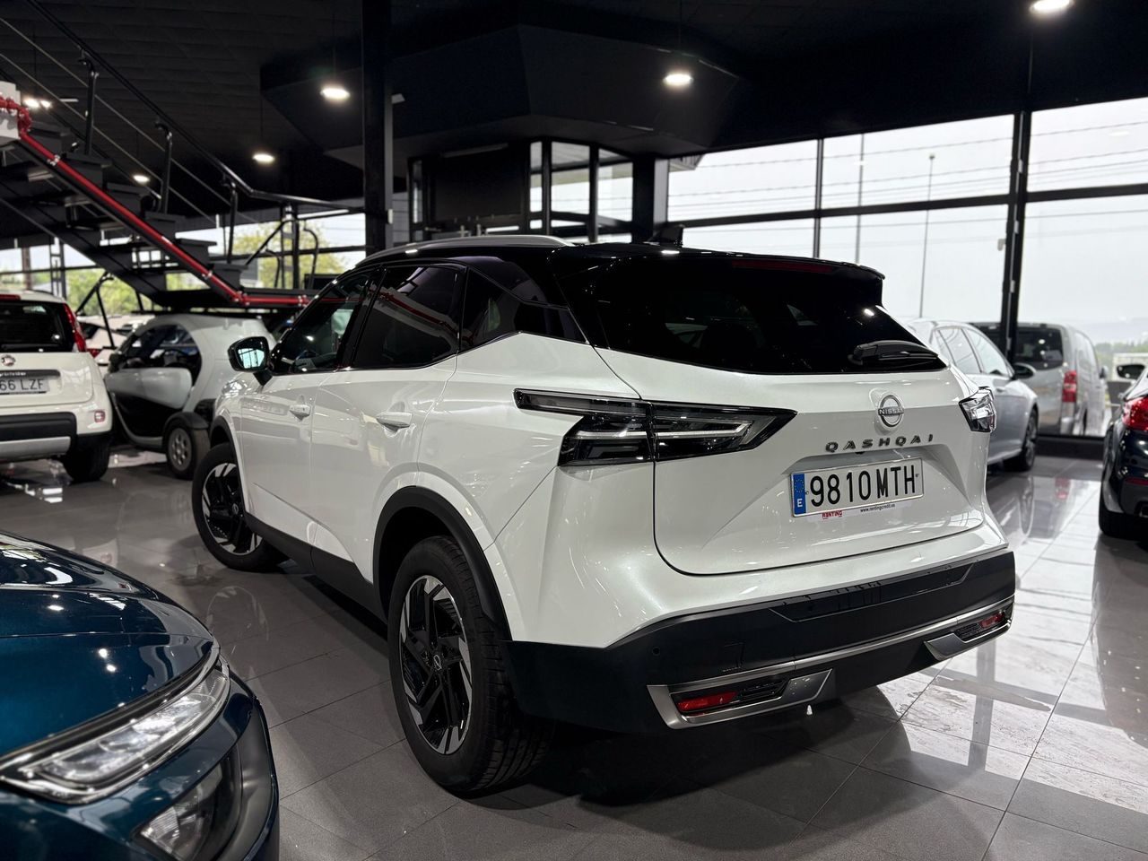 Nissan Qashqai DIG-T 116KW CVT N-CONNECTA  - Foto 2