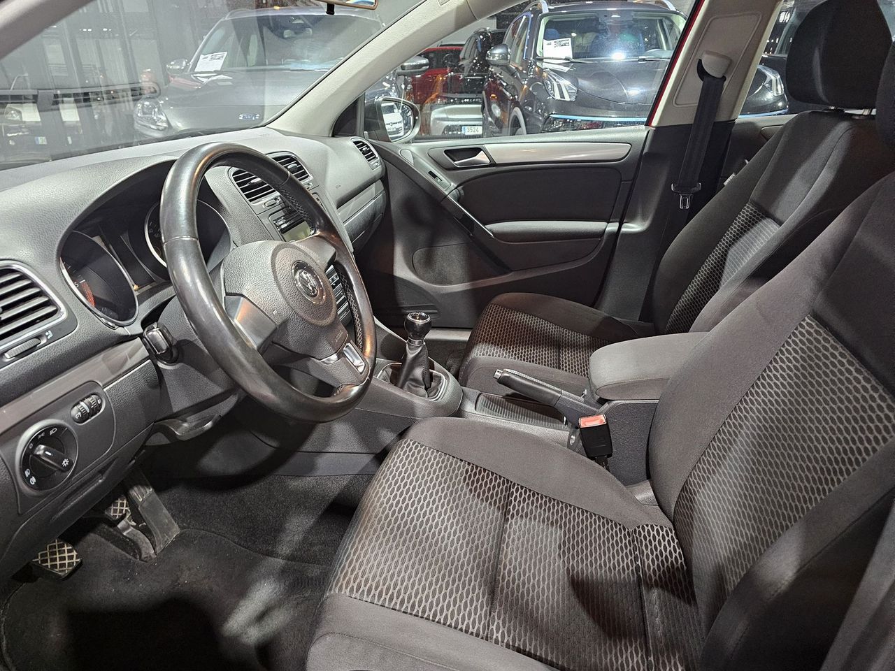 Volkswagen Golf 2.0TDI 1150V SPORT  - Foto 2