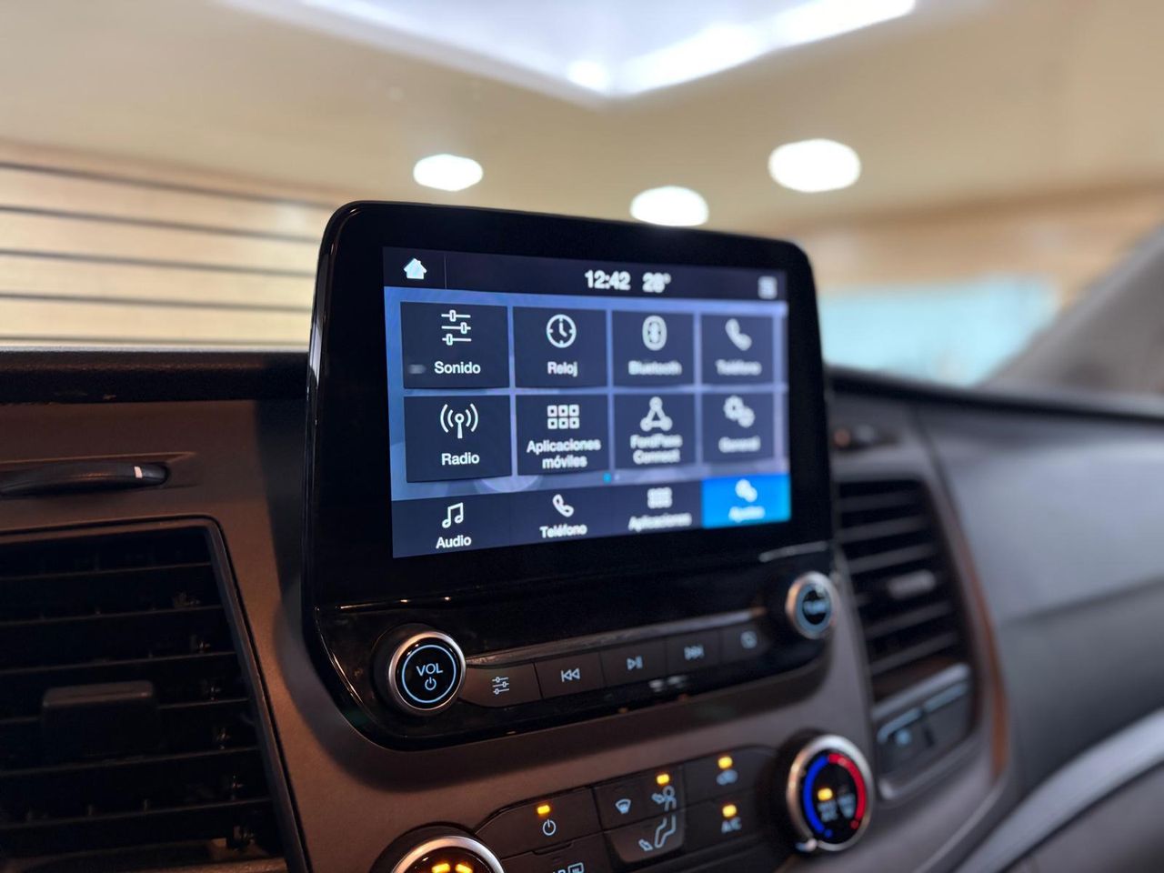 Ford Transit Custom KOMBI 2.0 TDCI 96KW 320 L1 TREND  - Foto 2