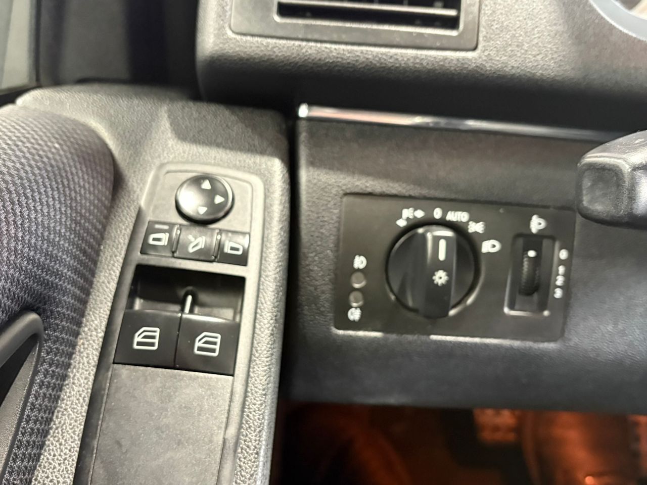 Mercedes Clase B B 180 CDI Aut. - Foto 2