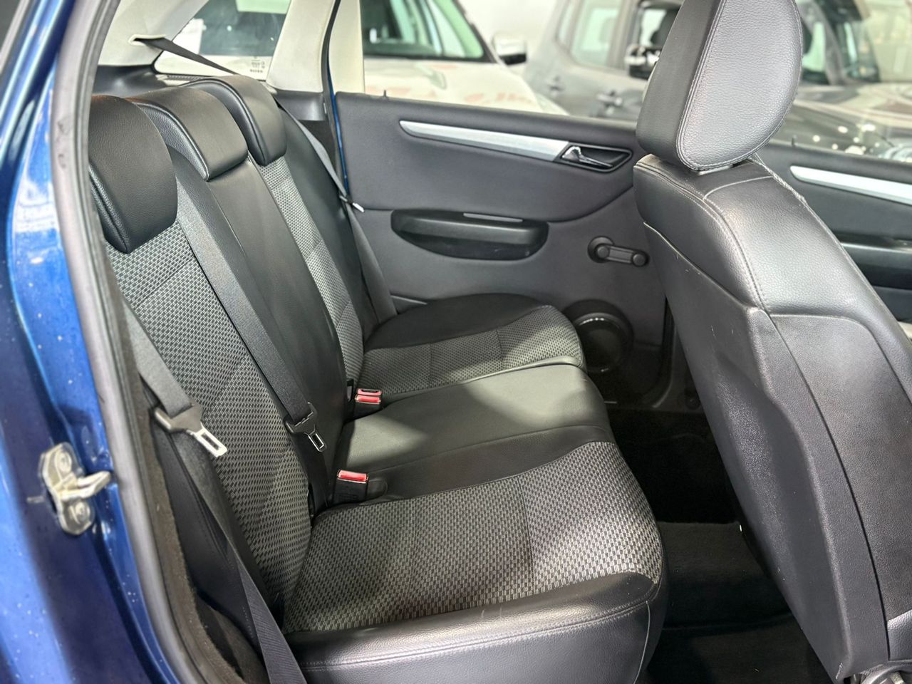 Mercedes Clase B B 180 CDI Aut. - Foto 2