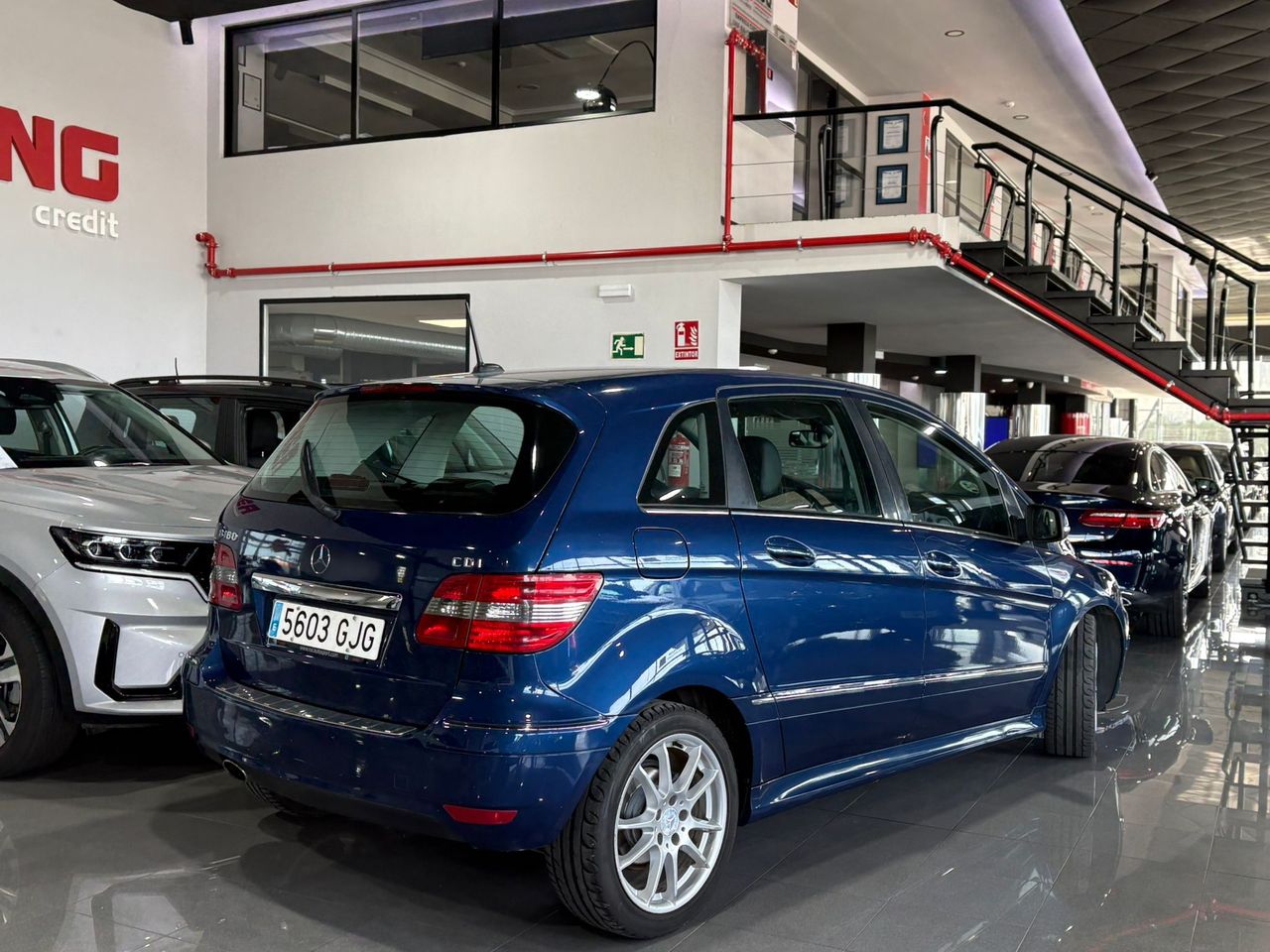 Mercedes Clase B B 180 CDI Aut. - Foto 2