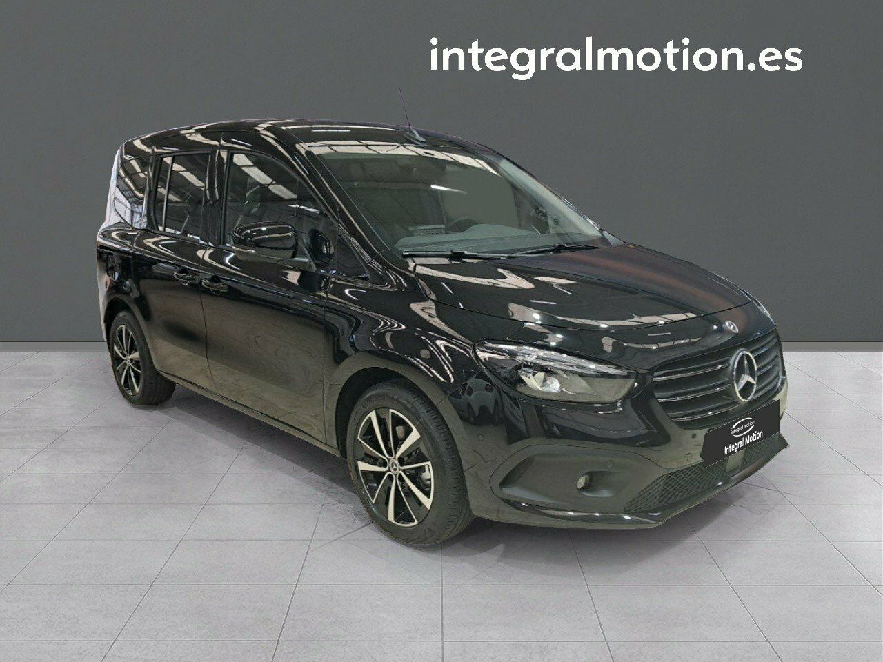 mercedes clase t 2025 / foto grande (3)
