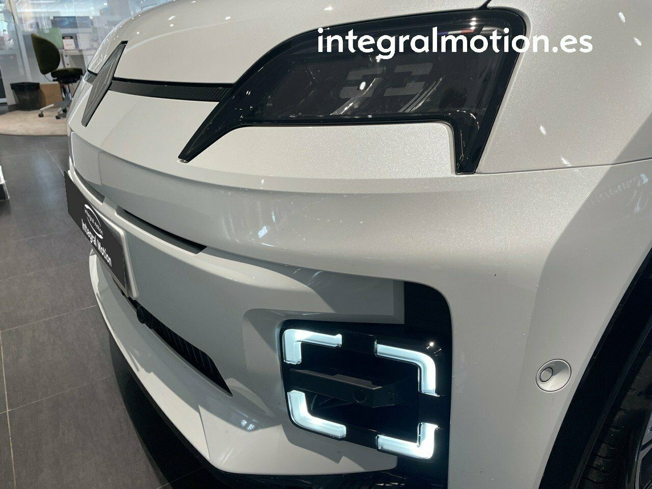 renault 5 e-tech 2024 / foto grande (3)