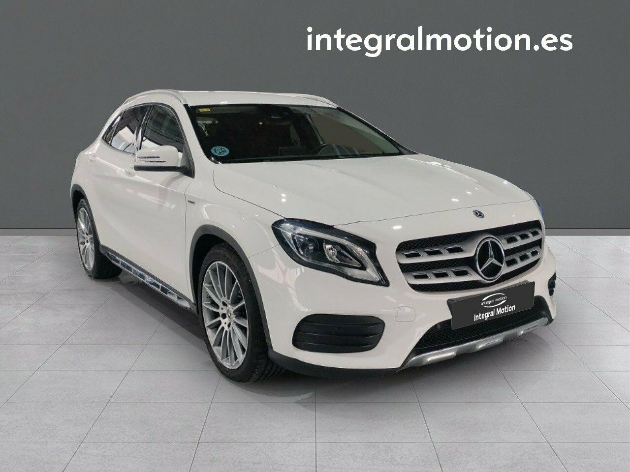 mercedes gla 2020 / foto grande (3)