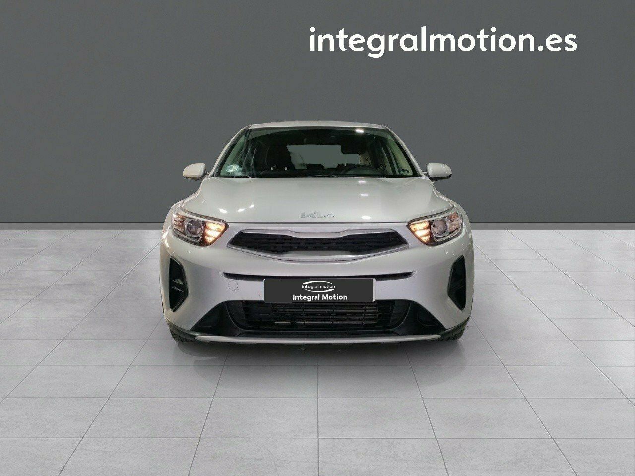 kia stonic 2023 / foto grande (2)