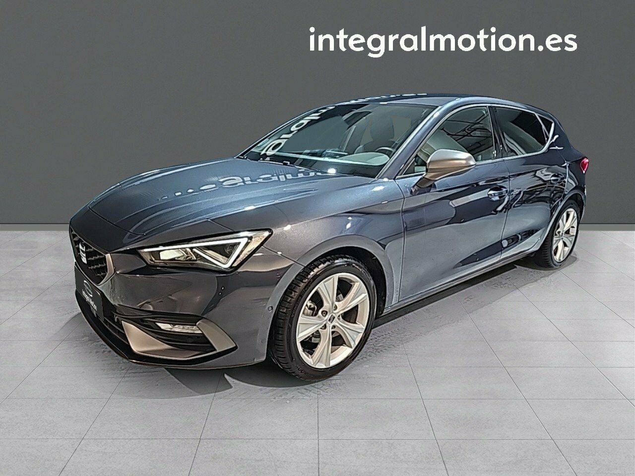 Ds 7 2020 gris 5 puertas  de segunda mano - seat leon 2024 /