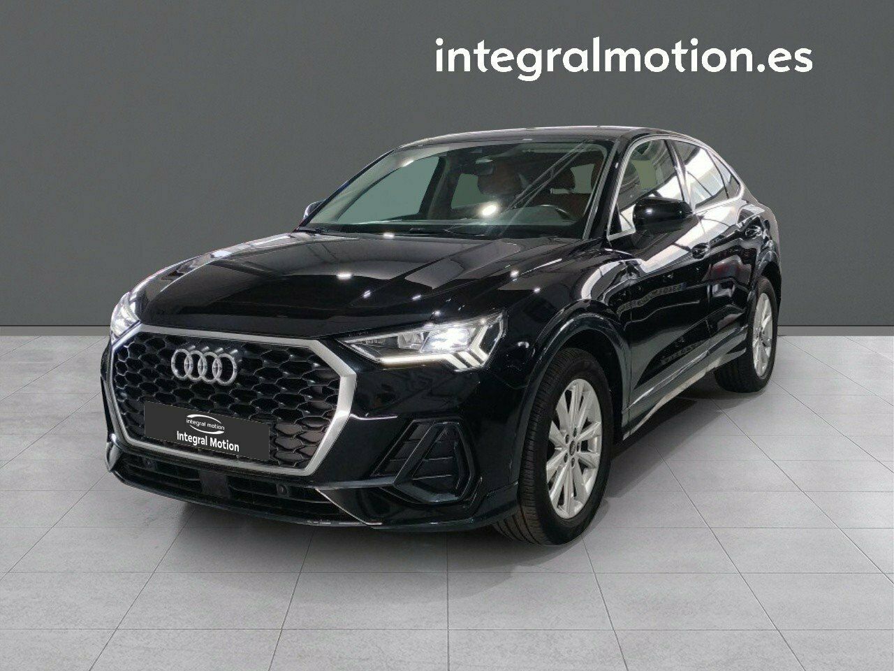 Foto audi q3 2021 /