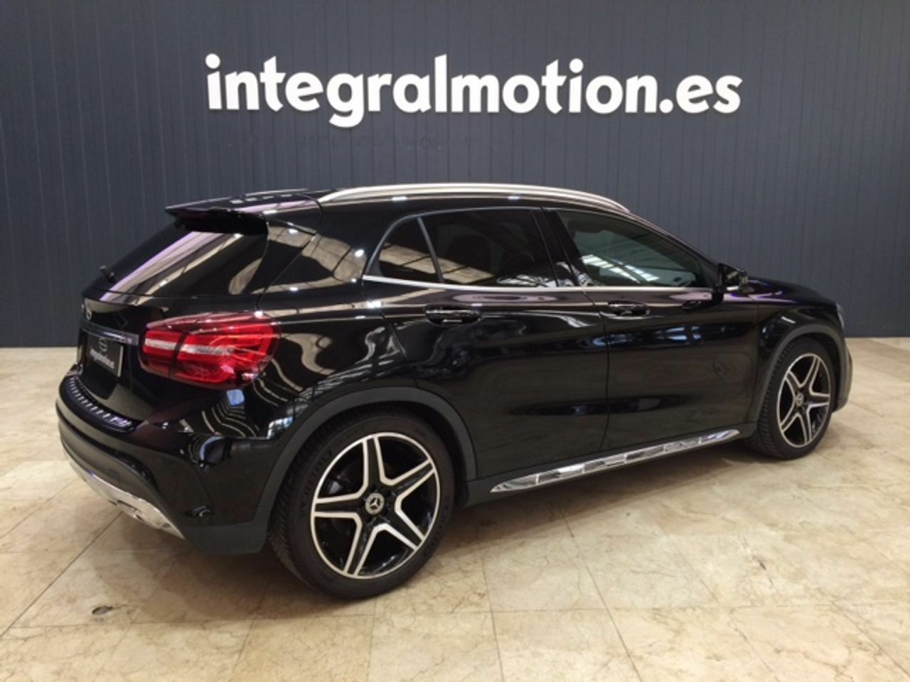 mercedes gla 2019 / foto grande (3)