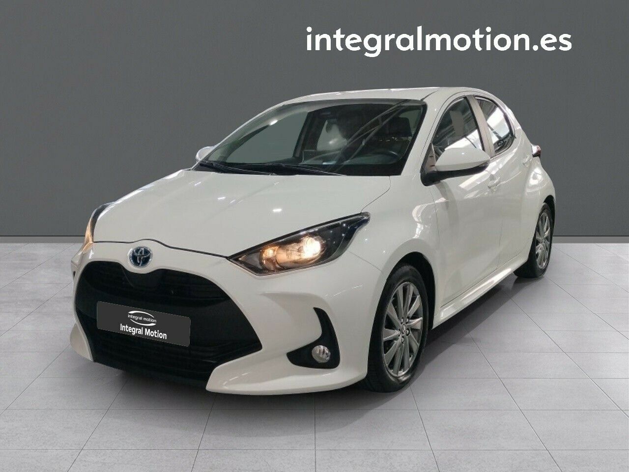 toyota yaris 2023 /
