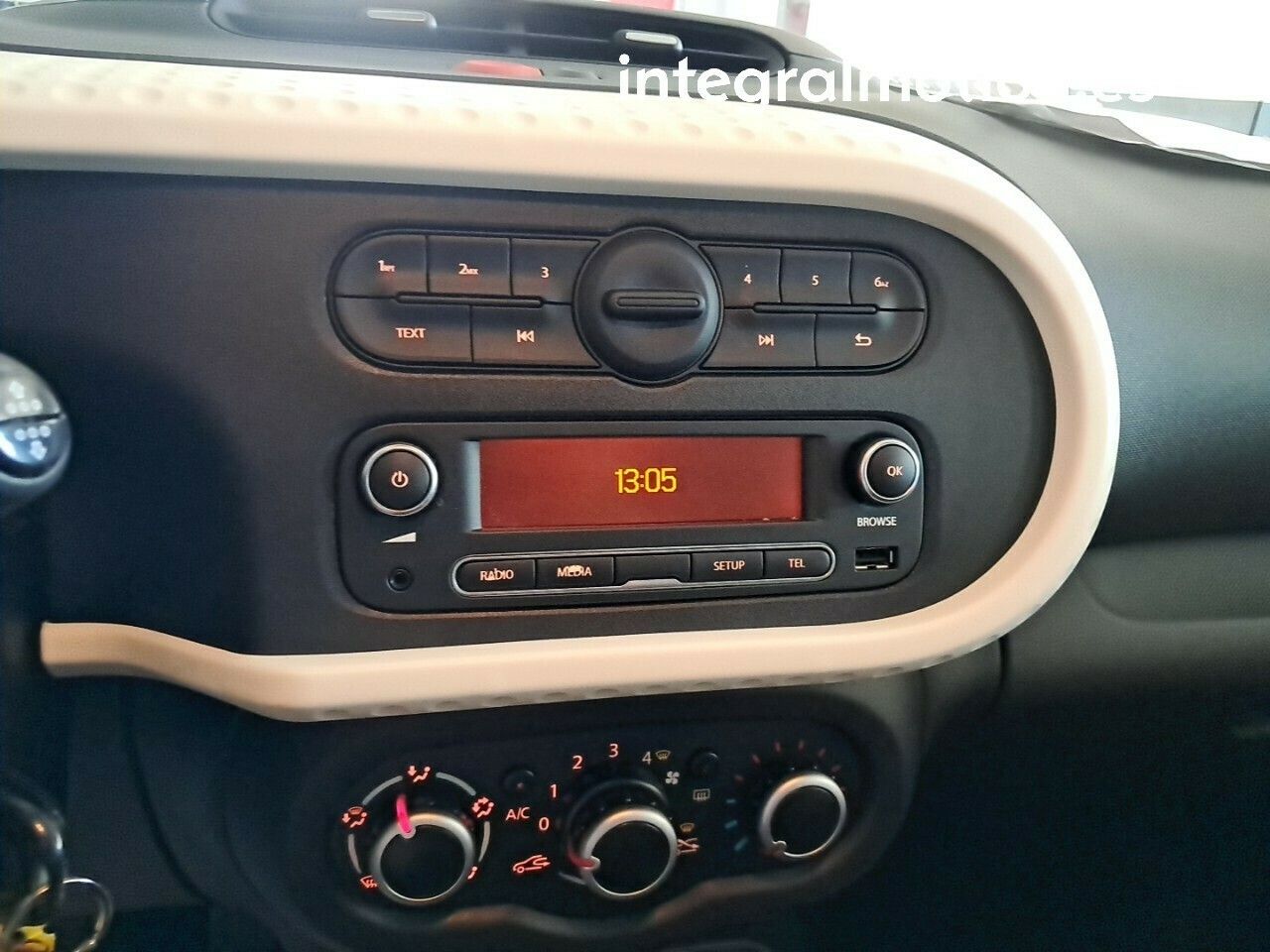 bg