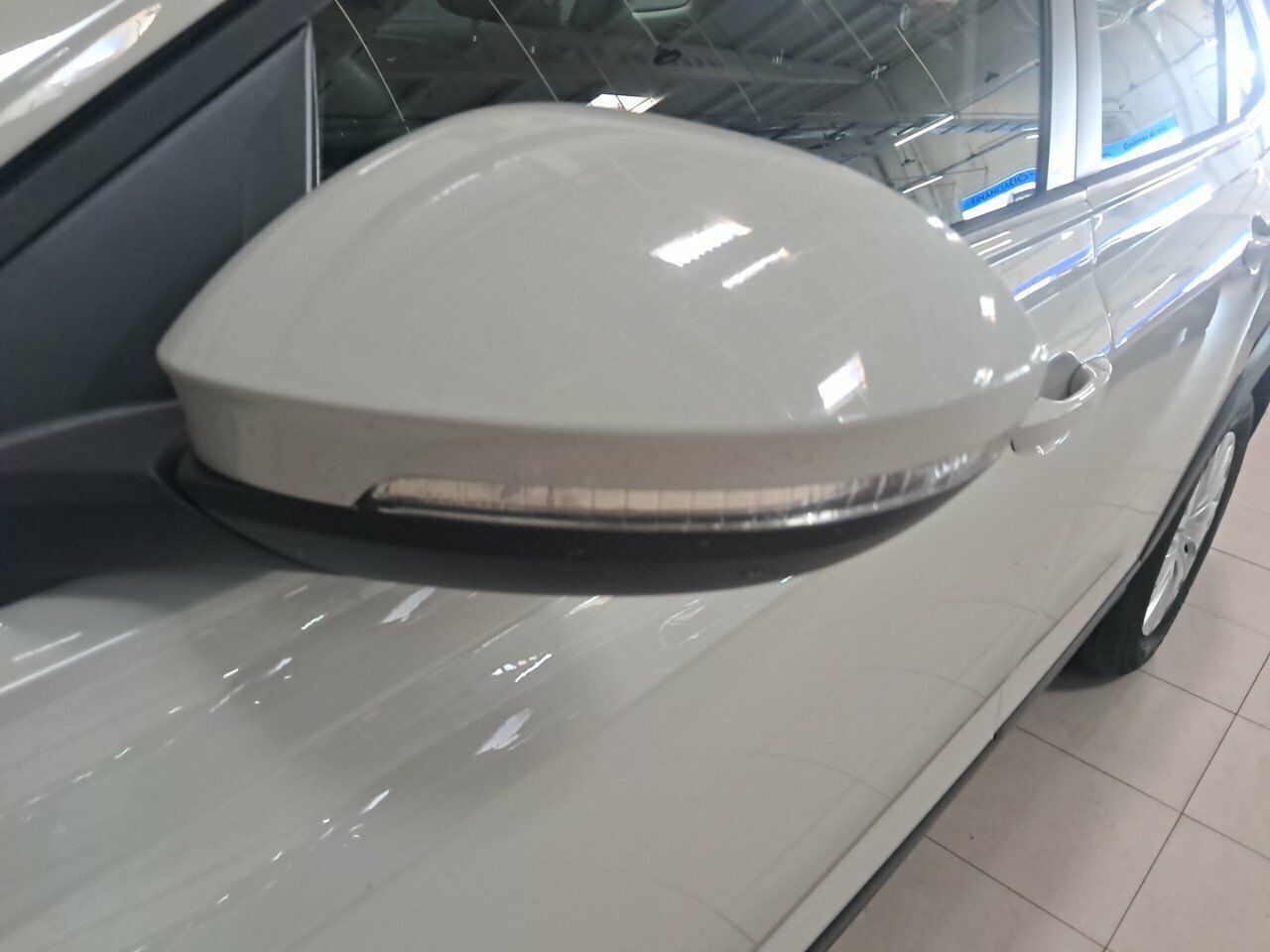 Volkswagen Taigo Life 1.0 TSI 70kW (95CV) - foto 31