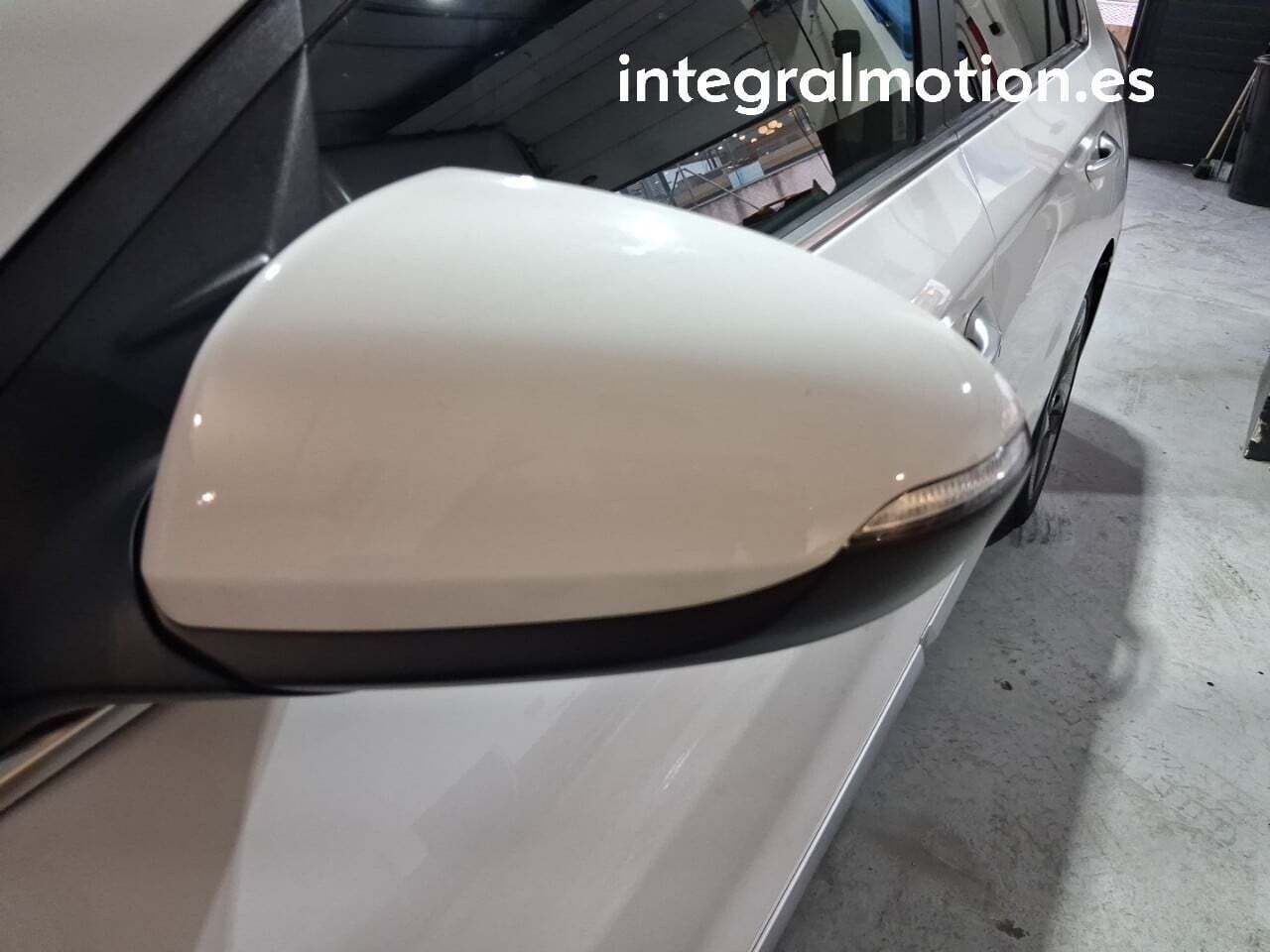 Hyundai IONIQ 1.6 GDI HEV Tecno DCT - foto 31