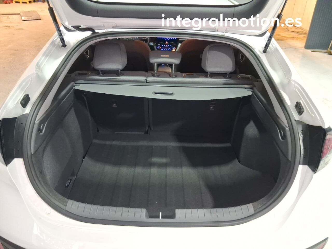 Hyundai IONIQ 1.6 GDI HEV Tecno DCT - foto 30