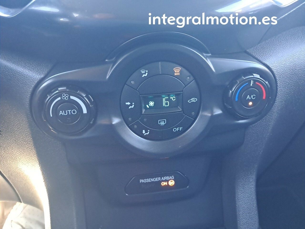 Ford Ecosport 1.5 TDCi 95cv Titanium - foto 17