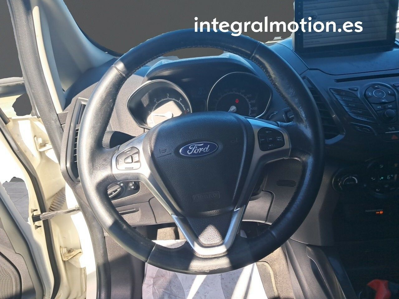 Ford Ecosport 1.5 TDCi 95cv Titanium - foto 11