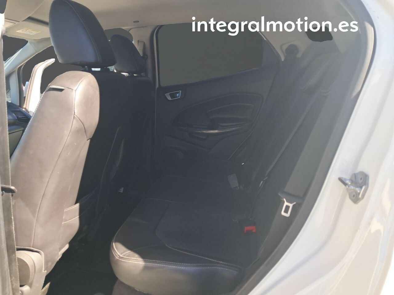 Ford Ecosport 1.5 TDCi 95cv Titanium - foto 10