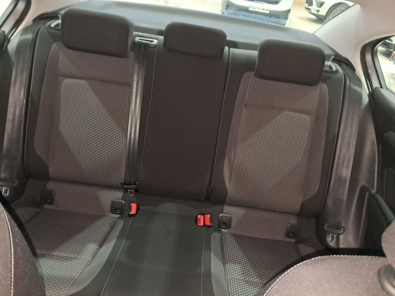 Volkswagen Passat Business 1.6 TDI 88kW (120CV) DSG - foto 20